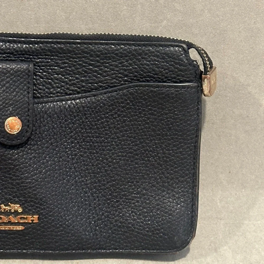 Coach Black Pebbled Leather Zip Top Wristlet Gold Logo Pouch Wallet